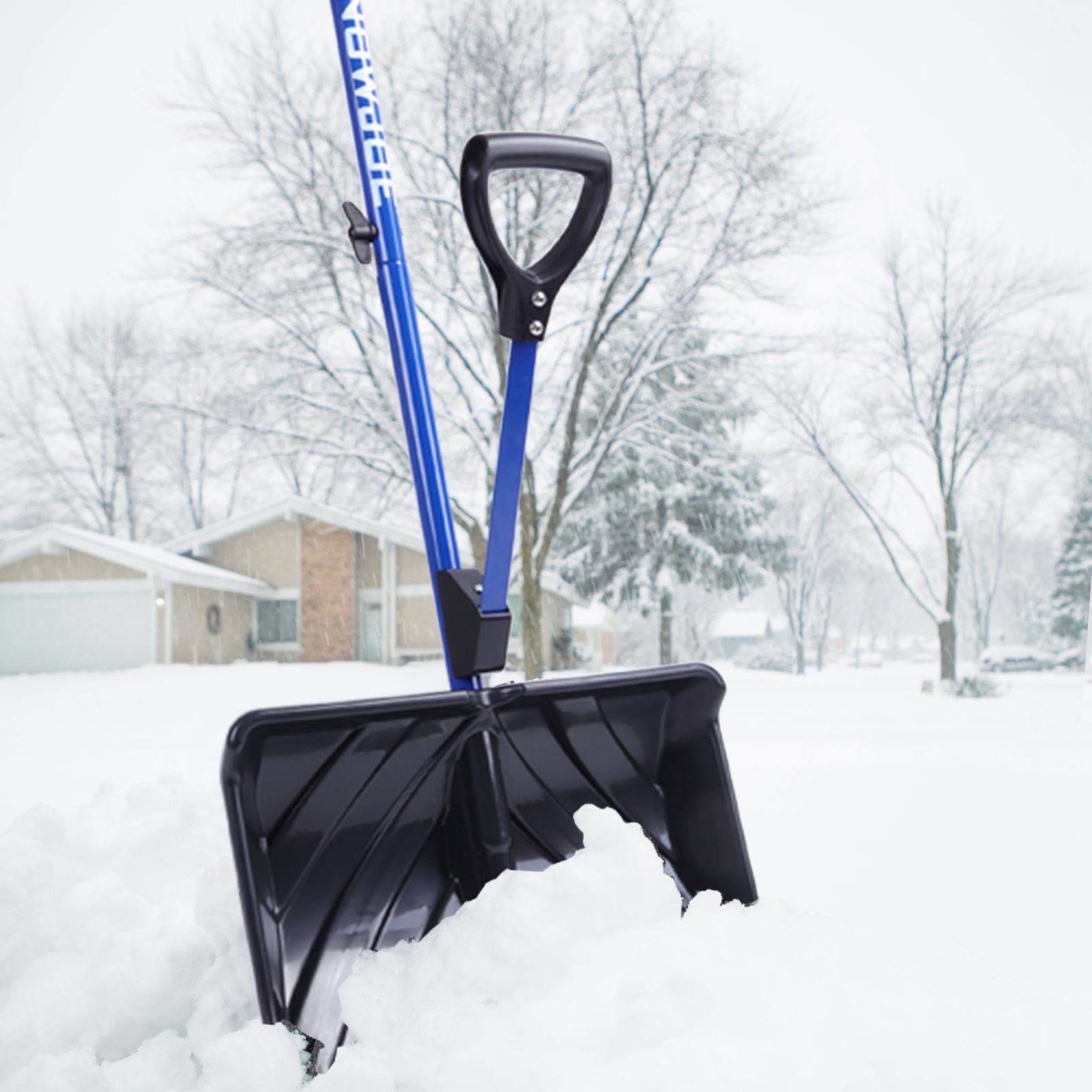 Garden Snow Shovels/Scoops SNOW JOE Shovelution 18 in Strain Reducing